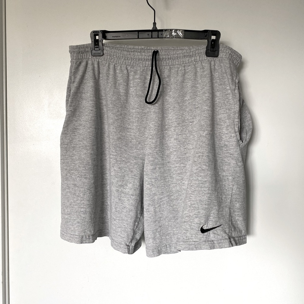 Grey / Black Nike Shorts Large - Excellent Condition